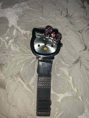 Hello Kitty Silver Watch with Pink Crystal Bow